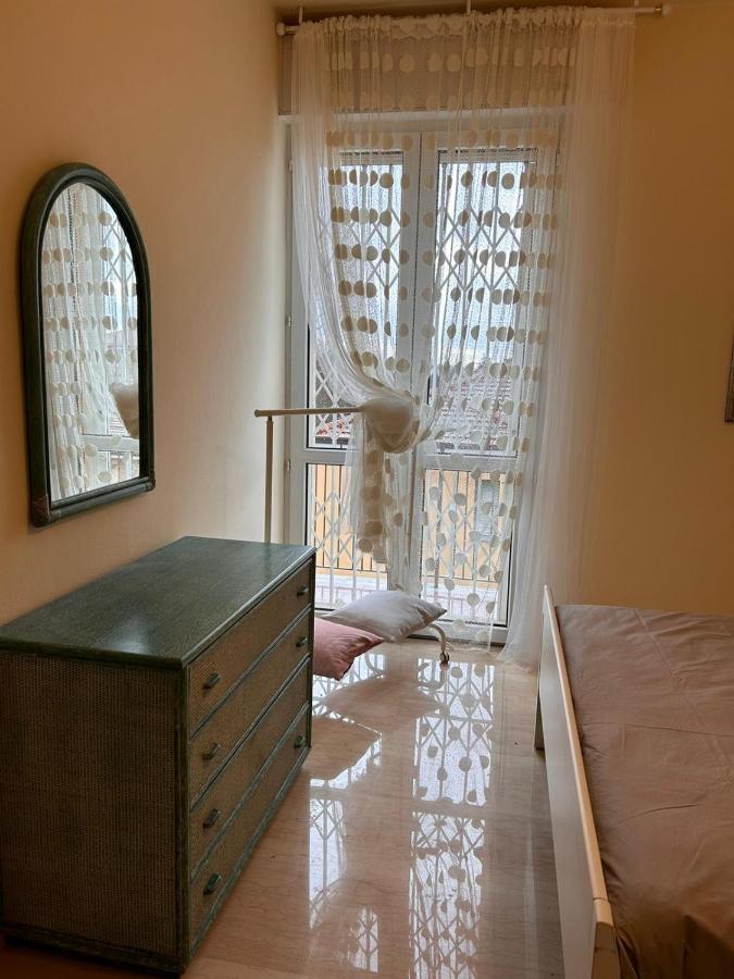 Camere In Appartamento Condiviso Vista San Luca Болонья Экстерьер фото